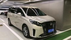 北京新款别克GL8商务包车配司机（新款别克商务